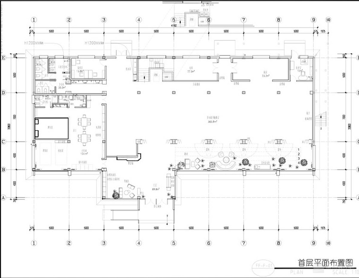 平面图 室内一共2层,一层是体能训练及多功能教室,二层是各班教室.