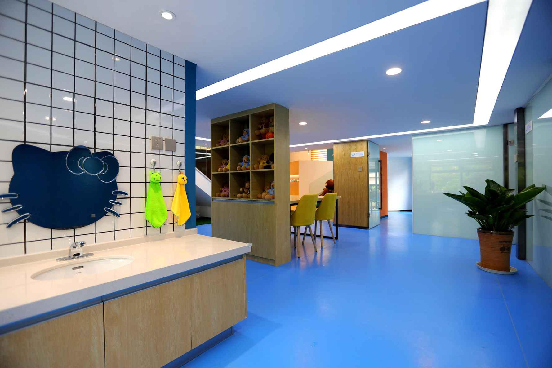 亲亲齿科牙科诊所 - 北欧风格一室一厅一卫装修效果图 - ***丹设计