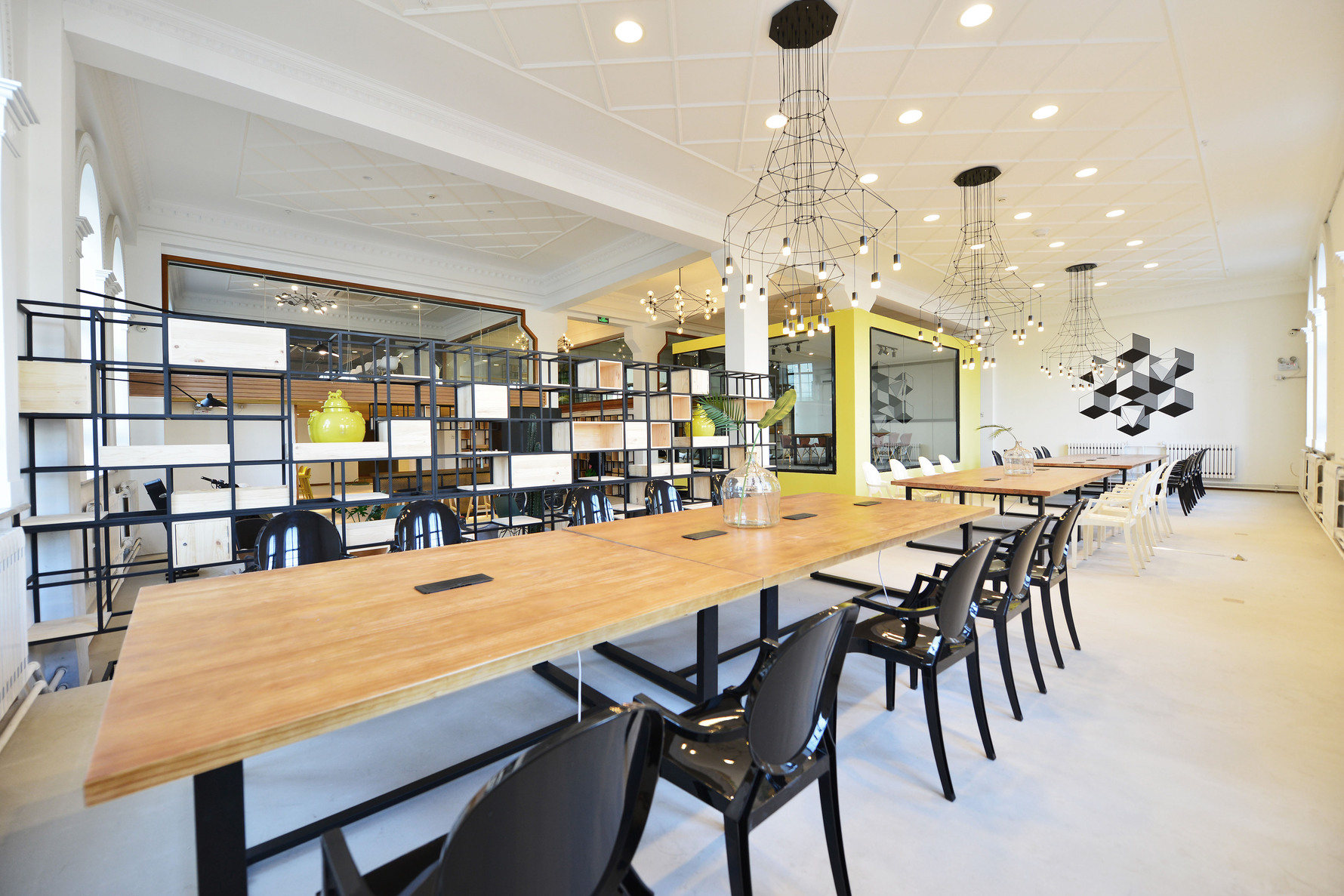 现代风格商用/公用室内区域装修设计效果图